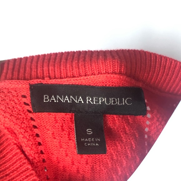 Banana Republic Coral Sweater - Picture 5 of 5